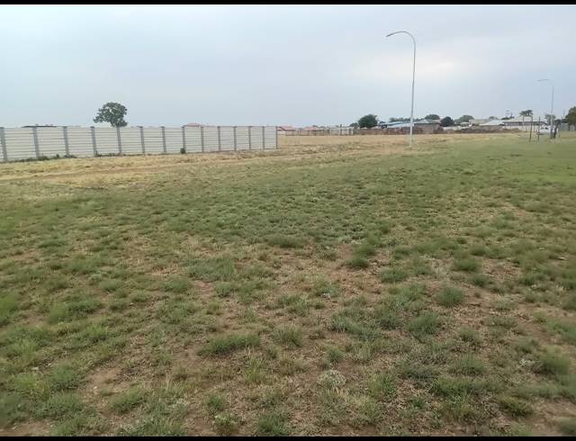 1,144M² VACANT LAND FOR SALE IN RIVERSDALE